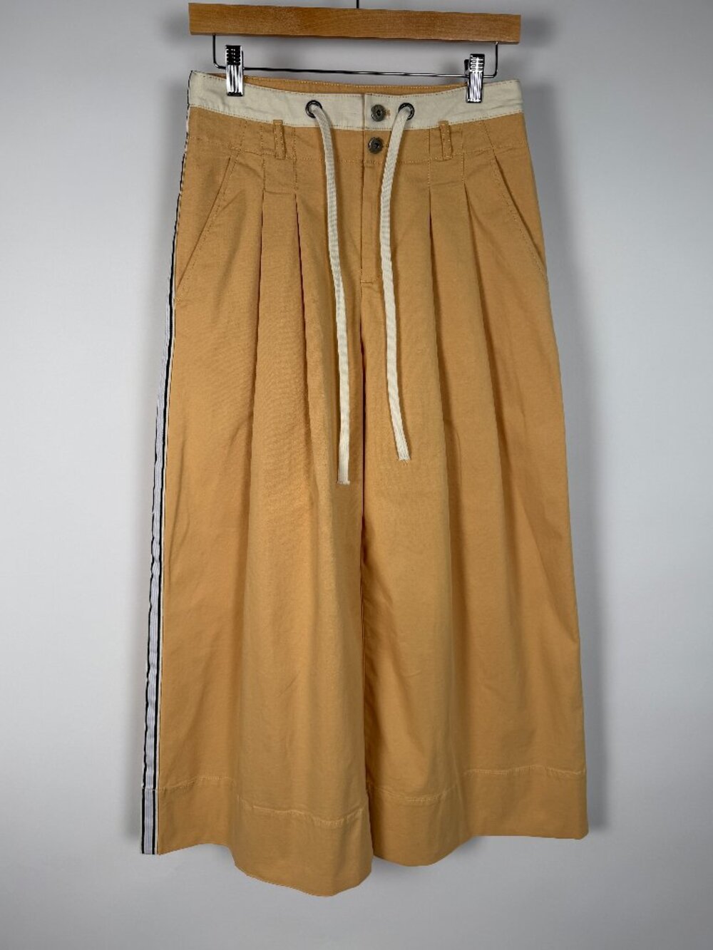 Maeve Wide Leg Pleated Sporty Trouser Racing stripe drawstring Size 4